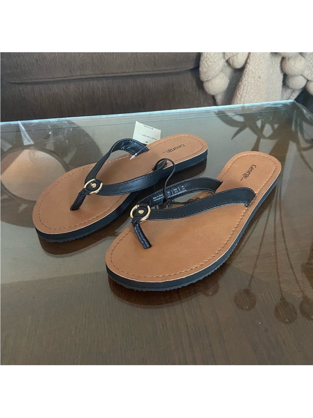 ☀️ George ☀️ basic flip flops